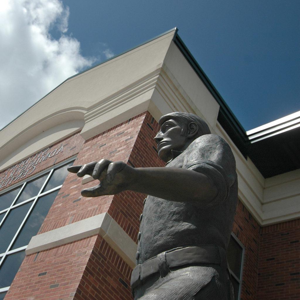 约翰·伍德雕像