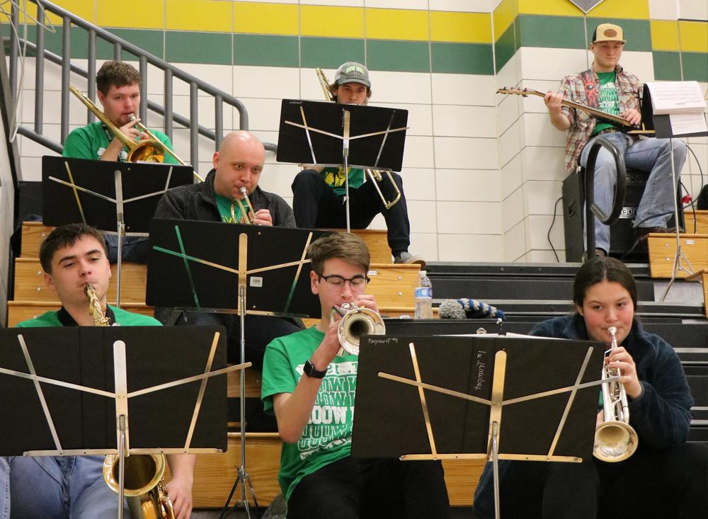 JWCC students participating in pep band